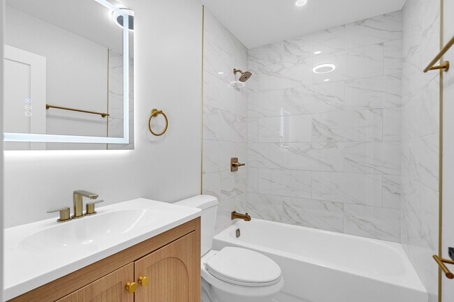 Building Photo - 10347 Dearlove Rd