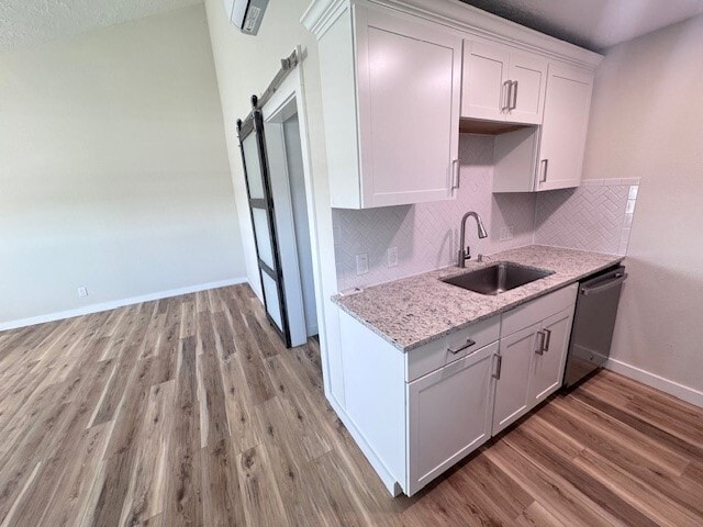 Building Photo - 4406 Helen St