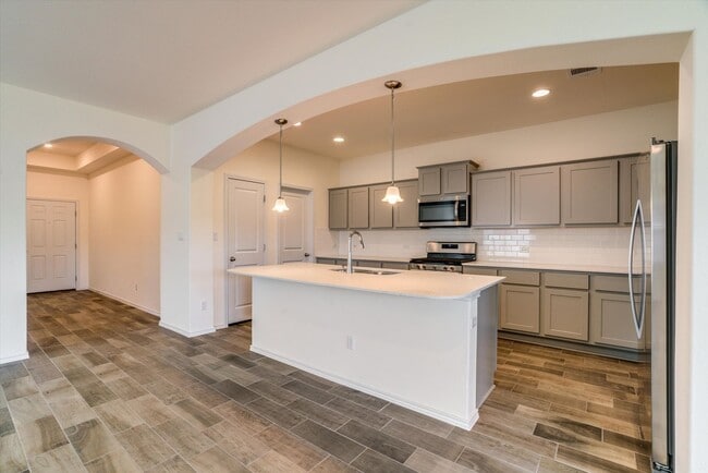 Building Photo - 3500 Pauling Loop