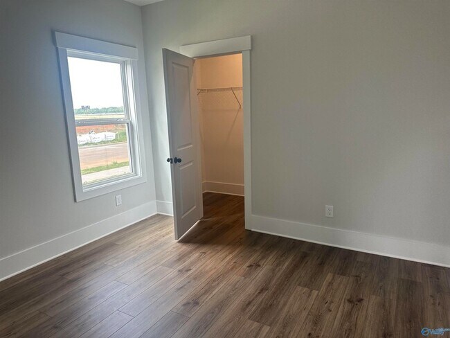 Building Photo - 12515 Buck Rd