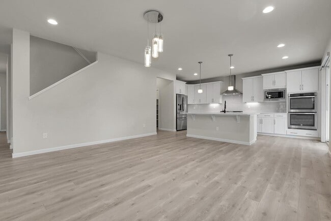 Building Photo - 23895 E Rocky Top Pl