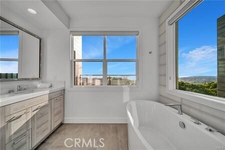 Building Photo - 26296 Paseo Sillin
