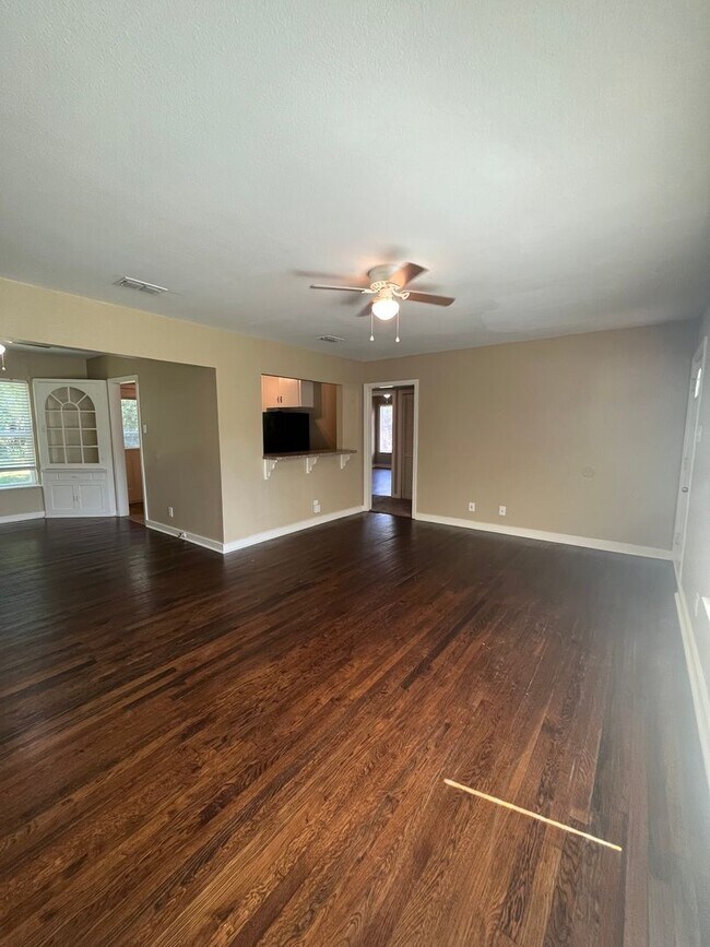 Building Photo - 436 Southgate Ave