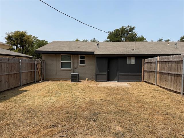 Building Photo - 2511 Normont Cir