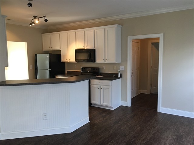 Building Photo - 3900 Arbor Creek Ct