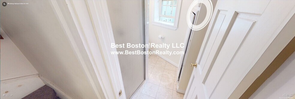 Building Photo - 4 Bishop Allen Dr