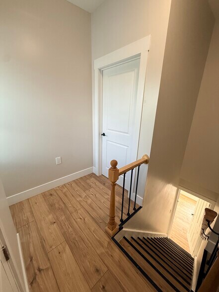 Building Photo - 1631 Mount Rose Ave