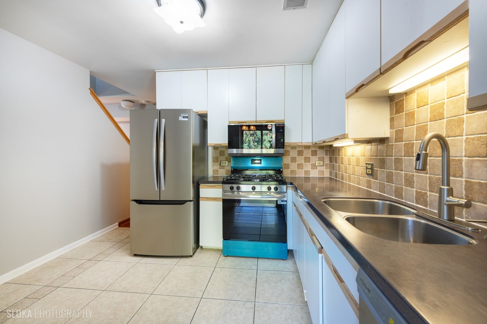 Building Photo - 2342 Hamilton Pl