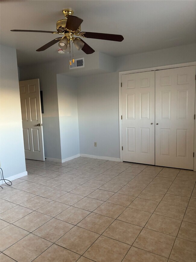 Building Photo - 14333 Memorial Dr