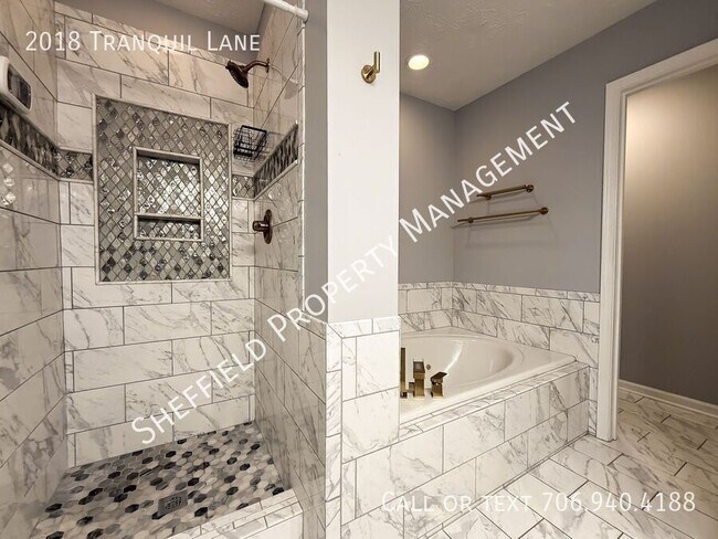 Building Photo - 2018 Tranquil Ln