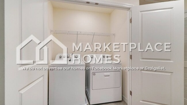 Building Photo - 6648 SW 81st Lp