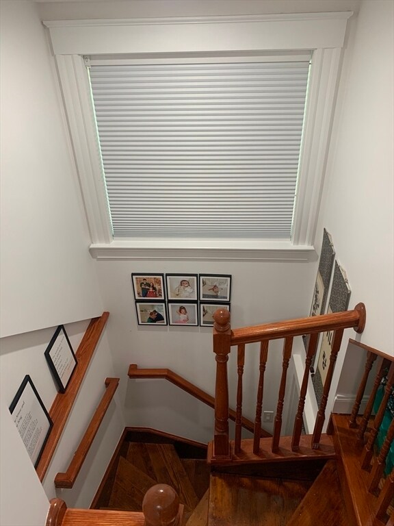 Building Photo - 1045 Adams St