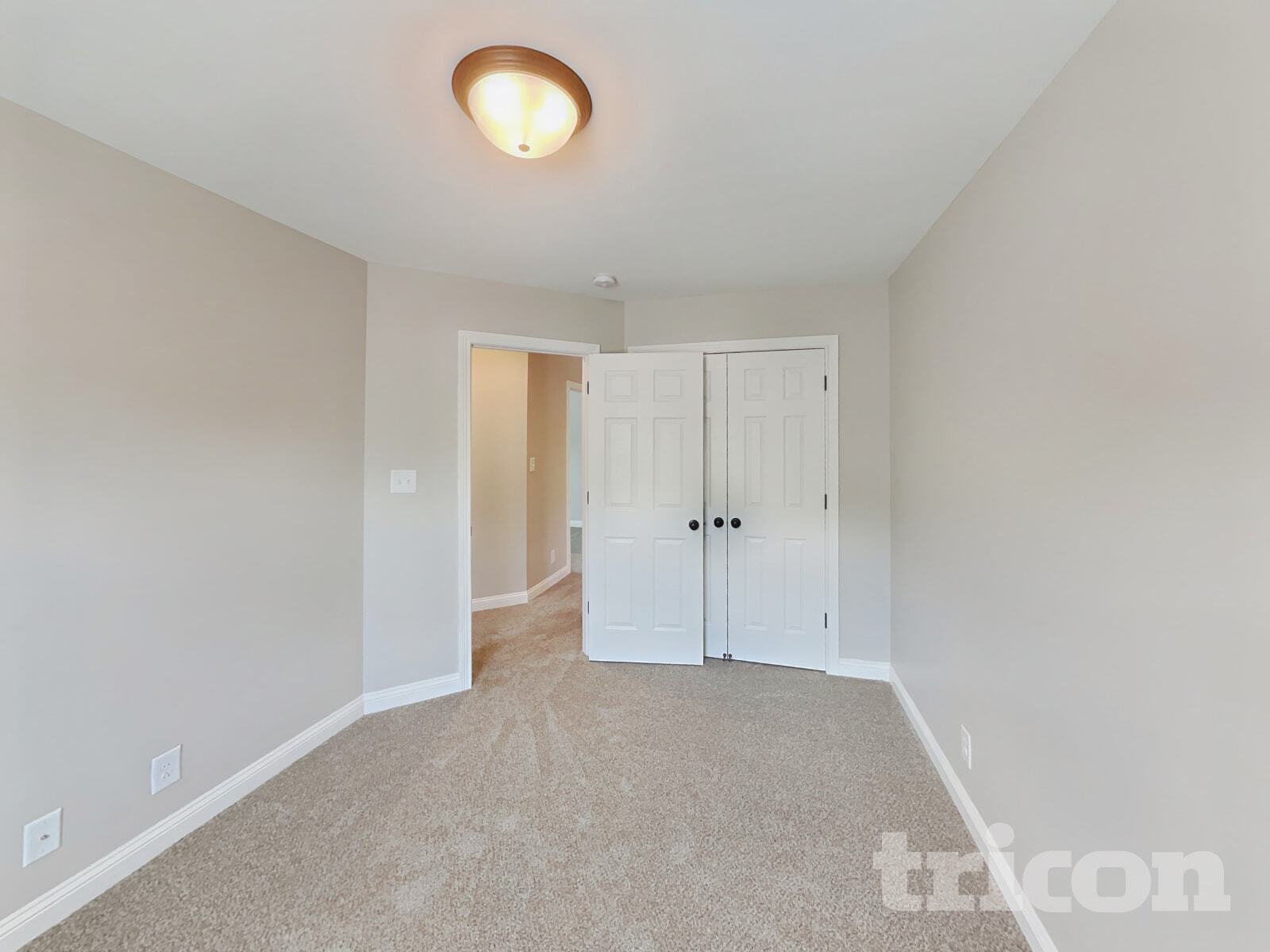 Building Photo - 129 Bonnell Dr