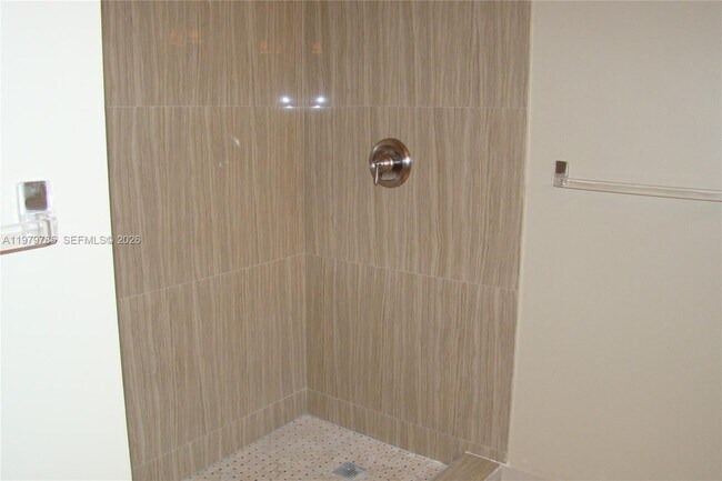 Building Photo - 2784 Oakleigh Ln