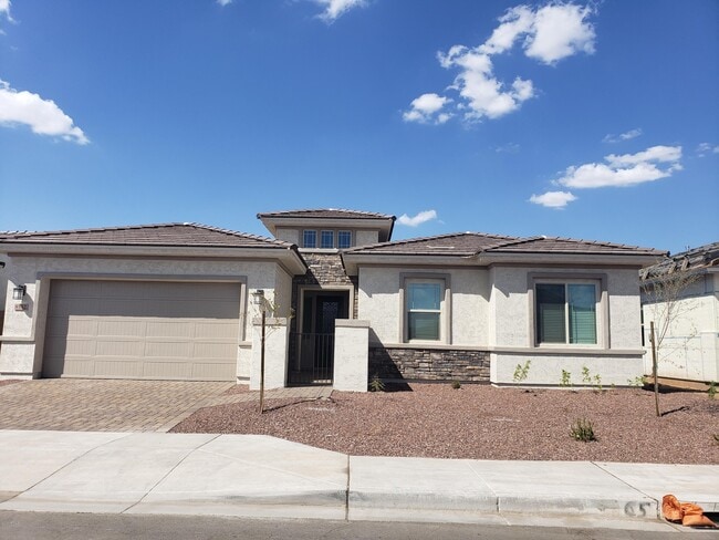 Building Photo - 8552 W Midway Ave