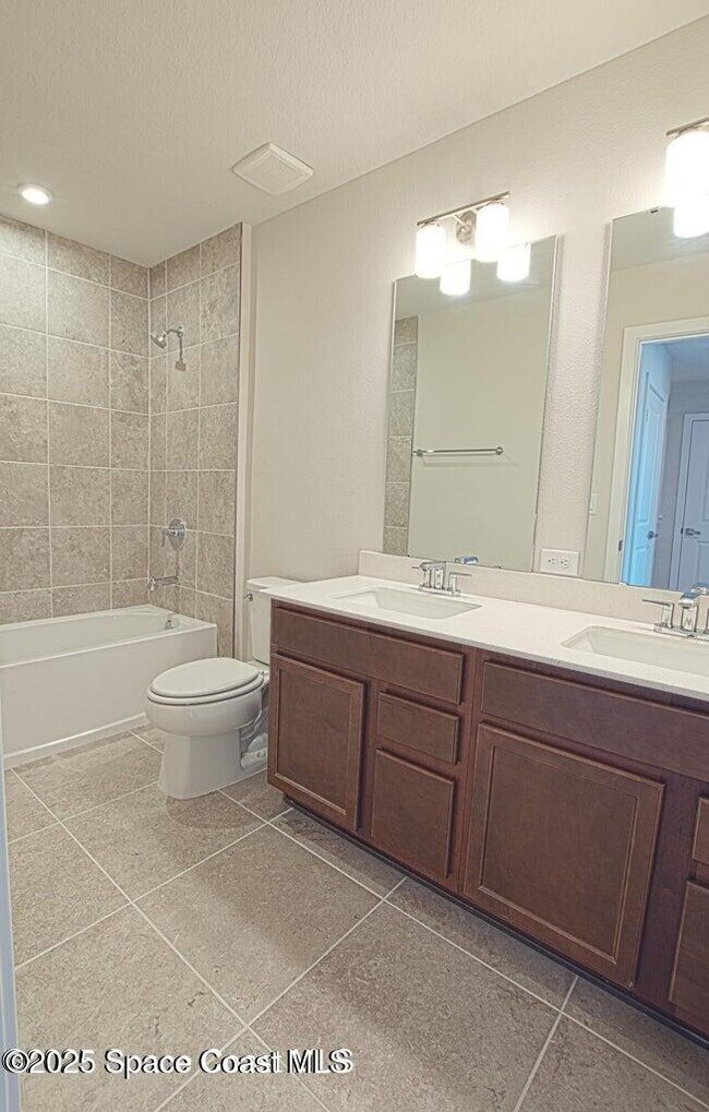 Building Photo - 1865 Kendall Pointe Pl