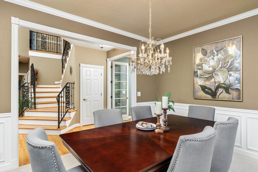 Building Photo - 16235 SW Falcon Dr