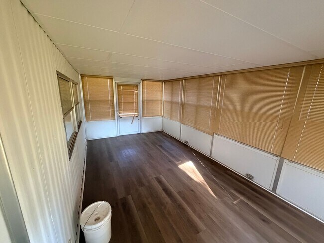 Building Photo - 7412 Western Cir Dr