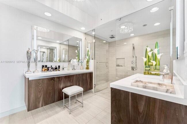 Building Photo - 1180 N Federal Hwy