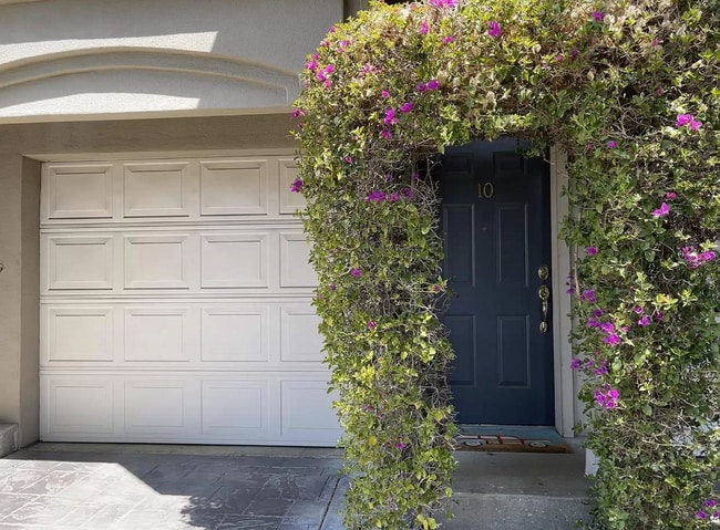 Building Photo - Welcome home to a Silicon Valley gem!