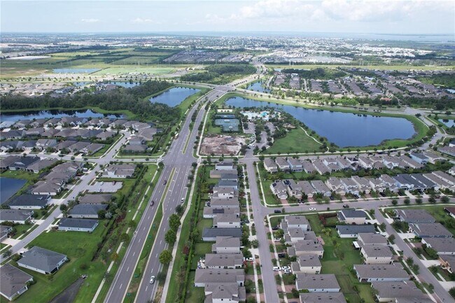 Building Photo - 6123 Voyagers Pl