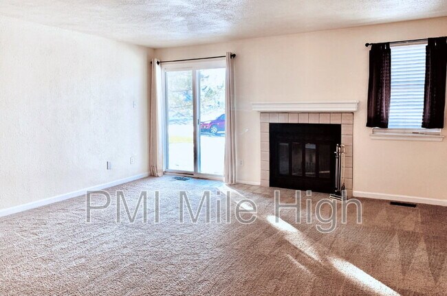 Building Photo - 4245 E 119th Pl