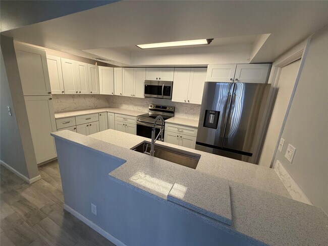 Building Photo - 6522 Harbour Rd