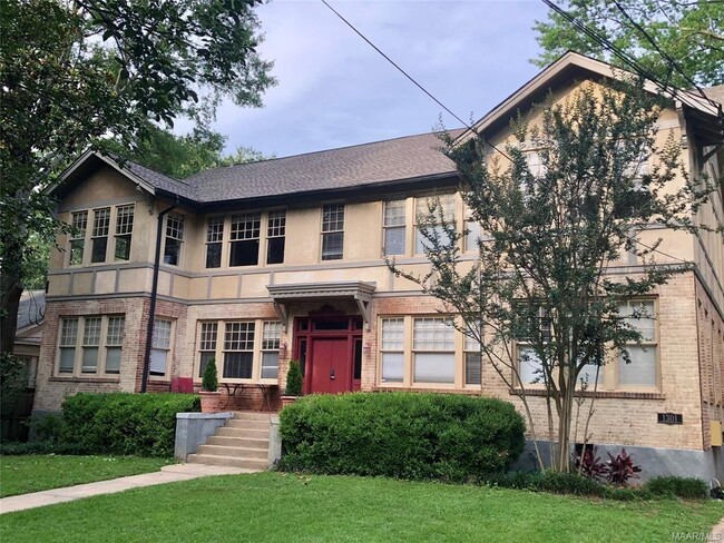 Primary Photo - 1301 S Perry St