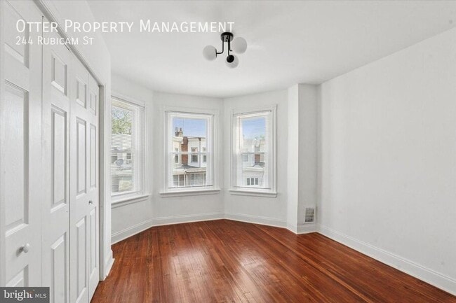 Building Photo - 244 Rubicam St