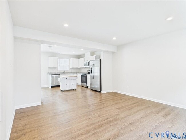 Building Photo - 1165 Canterbury Rdg Rd