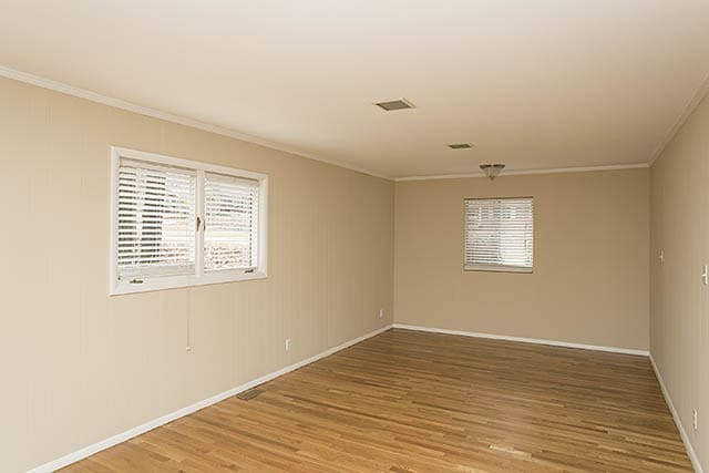 Building Photo - Charming Brick Ranch on a Spacious, Wooded...