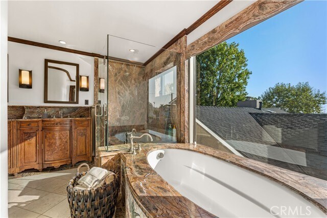 Building Photo - 1481 Santa Cruz St