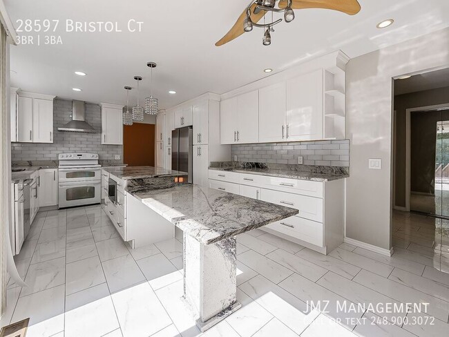 Building Photo - 28597 Bristol Ct