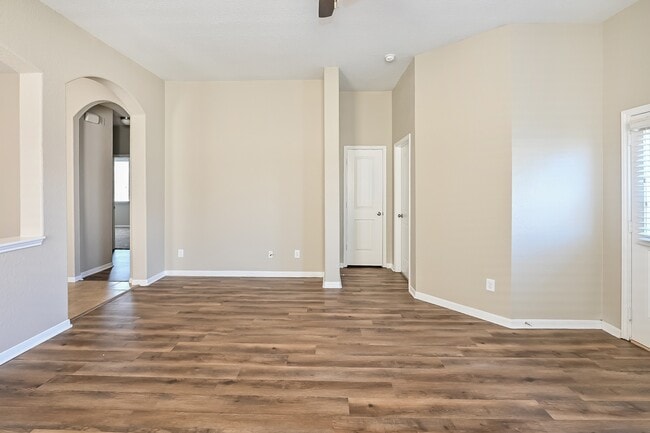 Building Photo - 14302 Merganser Dr