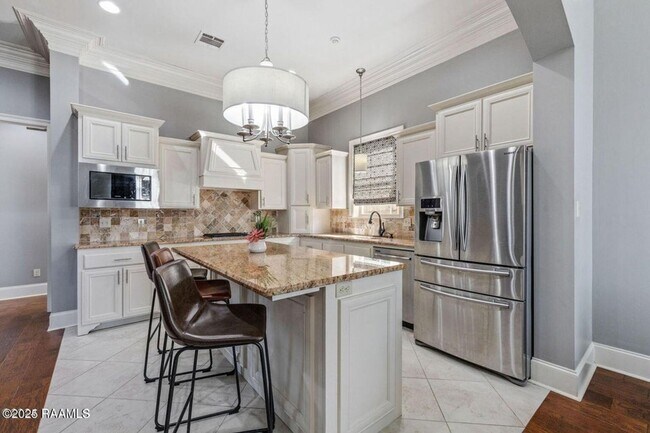 Building Photo - 216 Croft Row