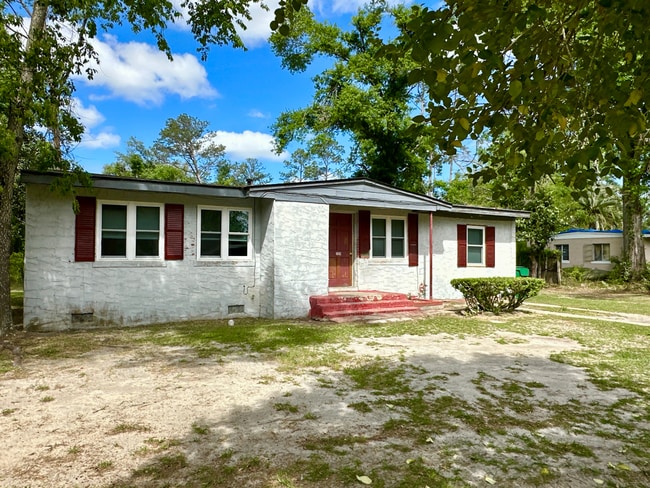 Building Photo - 2324 Sterling Pl