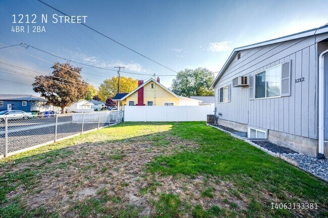 Building Photo - 1212 N Street-