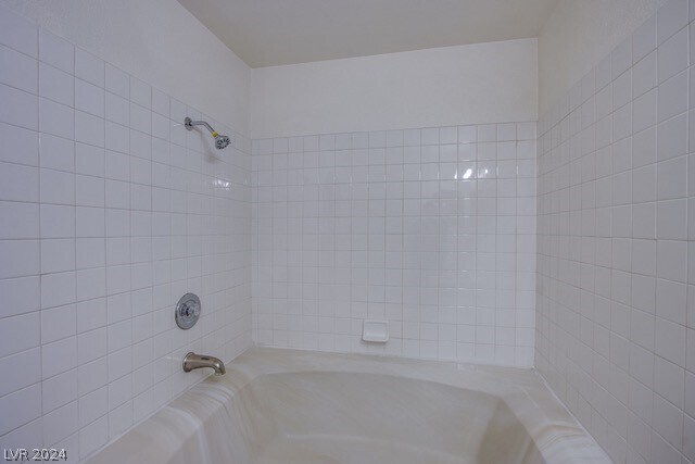 Building Photo - 2200 S Fort Apache Rd