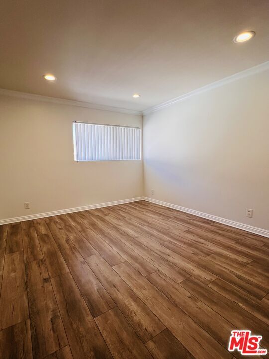 Building Photo - 121 Sinclair Ave