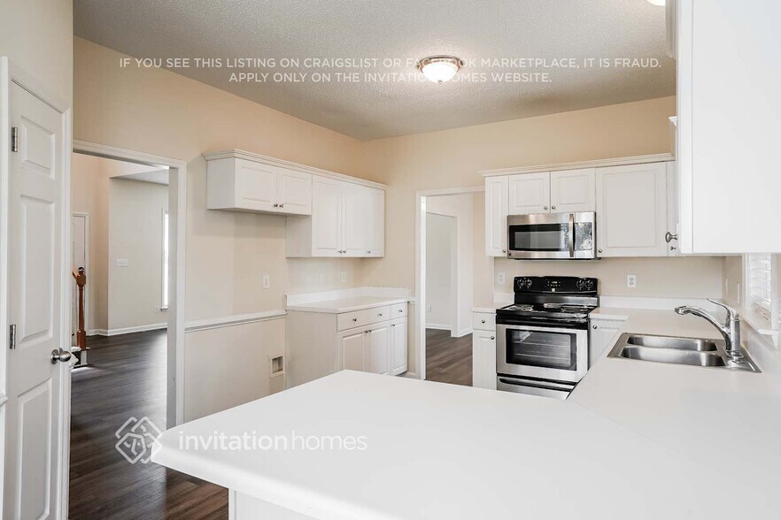 Building Photo - 508 Zircon Ln