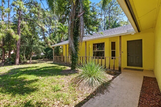 Building Photo - 14846 61st Ct N