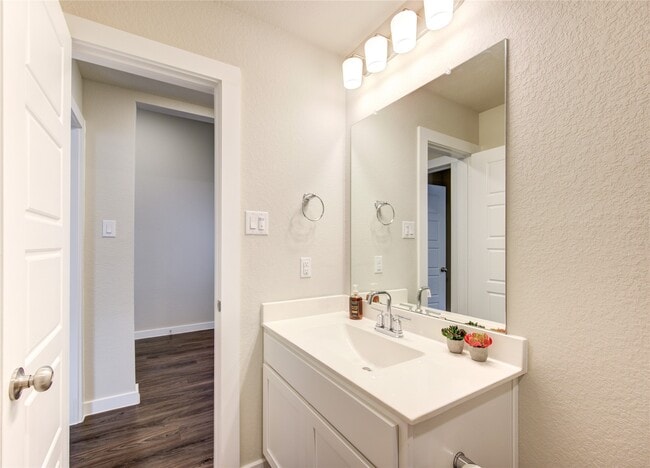 Building Photo - 7639 Tramontana Ln