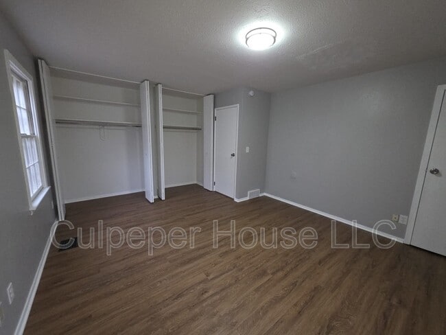 Building Photo - 3238 Van Fleet Pkwy