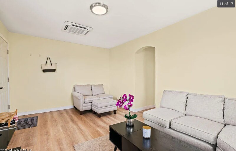 Building Photo - 506 2nd Ave