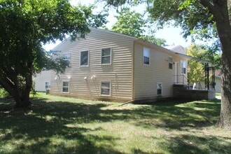 Building Photo - 1011 Lincoln Street