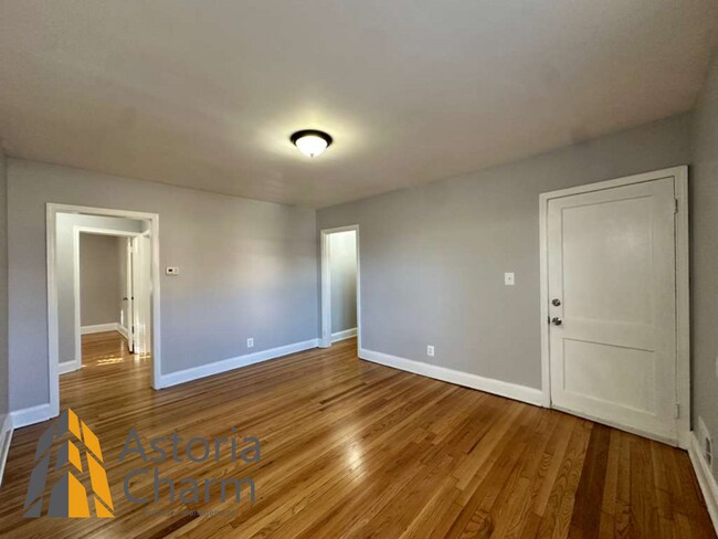 Building Photo - 3519 Rosekemp Ave