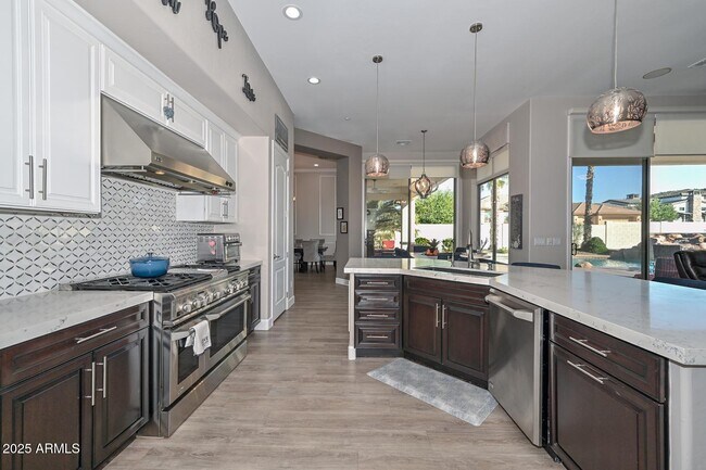 Building Photo - 9133 W Andrea Dr