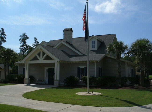 Building Photo - 3154 Shorecrest Bay Dr