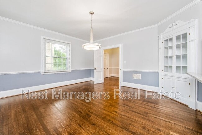 Building Photo - 220 Bradford Ave