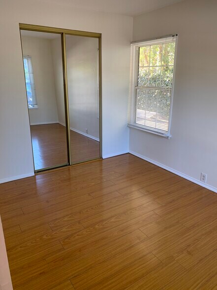 Bedroom 3 - 10760 Russett Ave